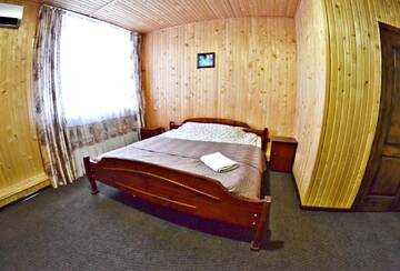 Фото номера Люкс с кроватью размера «king-size» Отель Niagara Spa г. Никополь 4